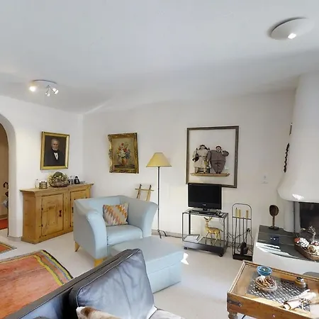 Appartement Romana 1 *